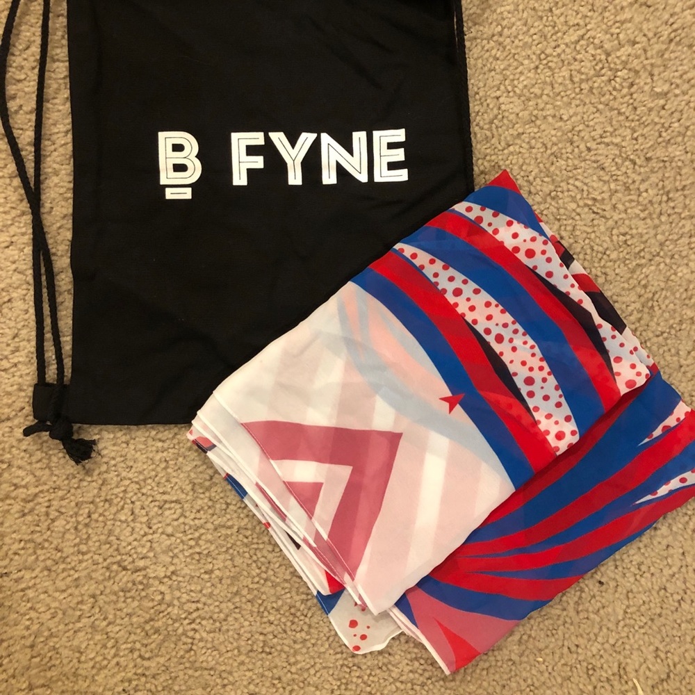 bfyne Leigh Scarf